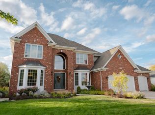 1720 Baybrook Ln, Naperville, IL