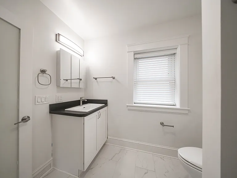 1324 Kenilworth Ave #1326 — Photo 12