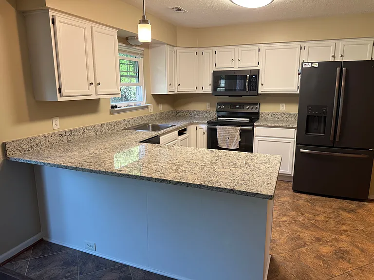 61 Bertram Blvd — Photo 4