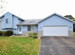 817 Dogwood St SW, Isanti, MN 55040