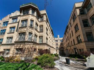 1358 W Greenleaf Ave APT 2N, Chicago, IL 60645