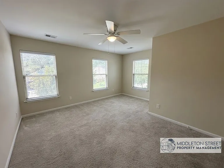 15 Beauregard Ct — Photo 18