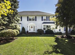 12 Cambridge Dr, Long Valley, NJ 07853