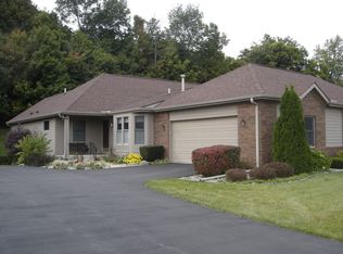 630 Richlyn Dr, Adrian, MI