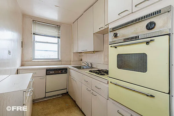 Sold by Fillmore | media 28