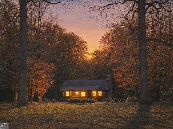 4th image of 2471 High River Rd