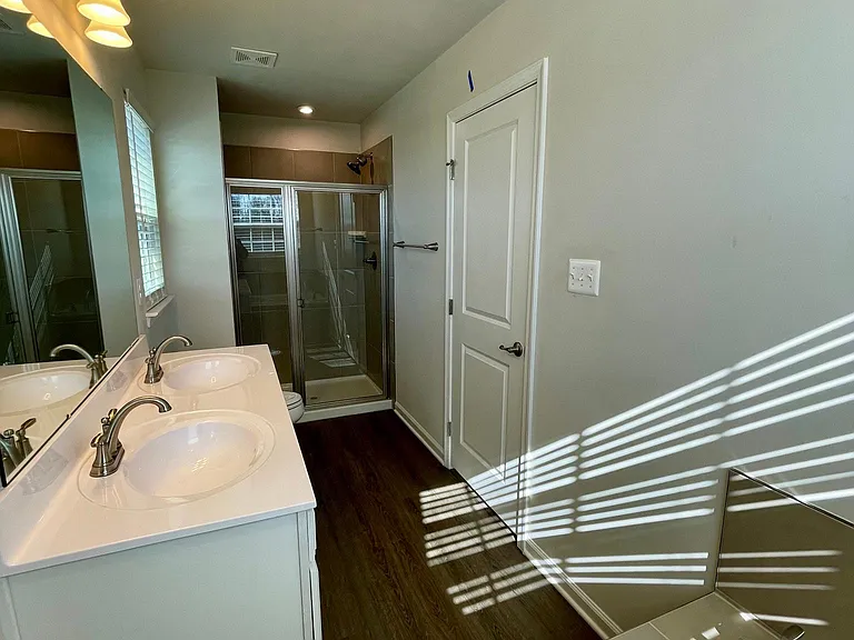 135 Dripping Spring Dr — Photo 15