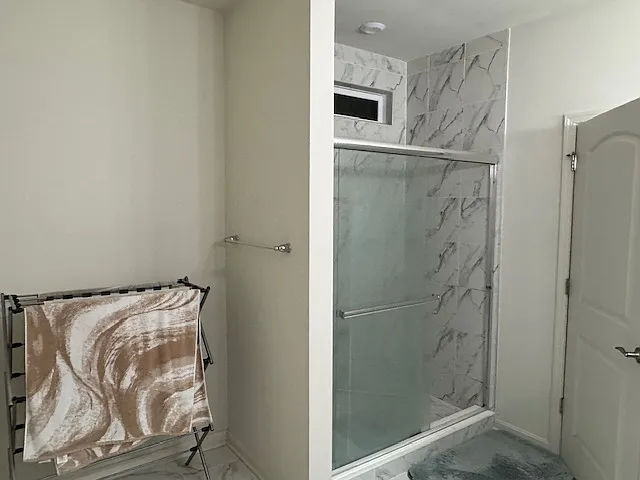 2706 Hamilton Springs Dr — Photo 2