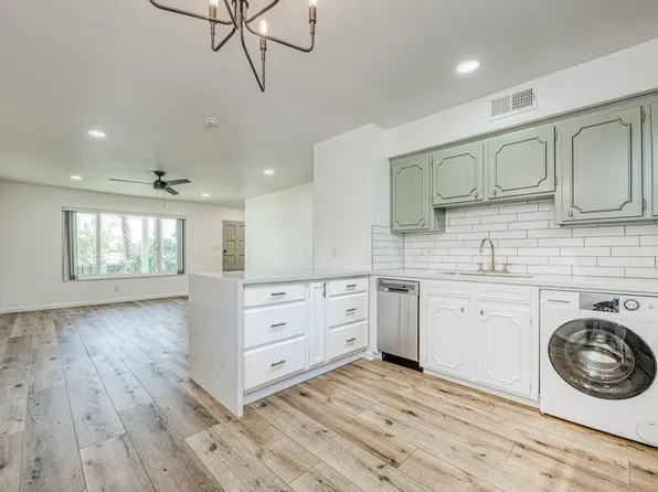 5085 N Wishon Ave APT 42, Fresno, CA 93704