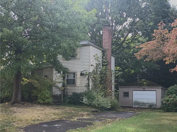 1408 Glenwood Dr, Sharon, PA 16146