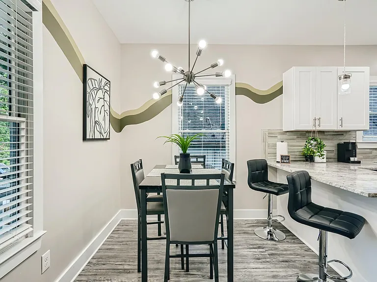 1045 Coleman St SW — Photo 26