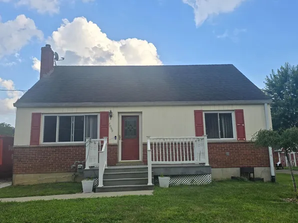 7069 Bluecrest Dr, Cincinnati, OH 45230