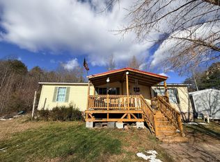 30 Sundown Ln, Natural Bridge Station, VA 24579