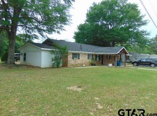 301 Williams Dr, Jacksonville, TX 75766