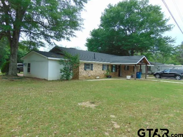 301 Williams Dr, Jacksonville, TX 75766