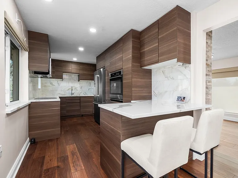2885 Lorna Dr — Photo 14