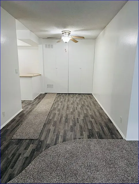 2 bed, 1000 sqft, $2,450 — Photo 4