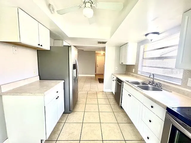 1223 La Mesa Ave — Photo 7
