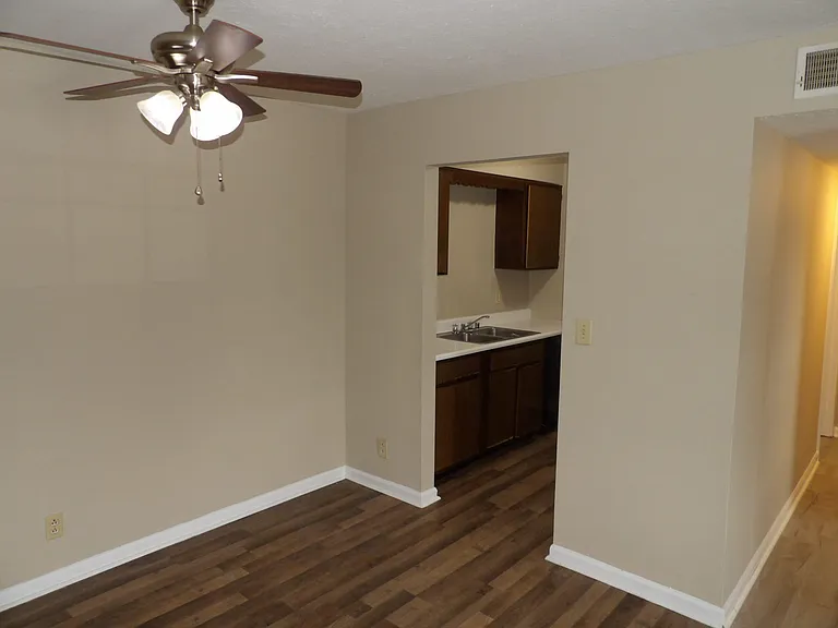 430 Harrodswood Rd #30 — Photo 16