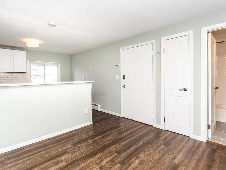 46 Bolton St #3 — Photo 9