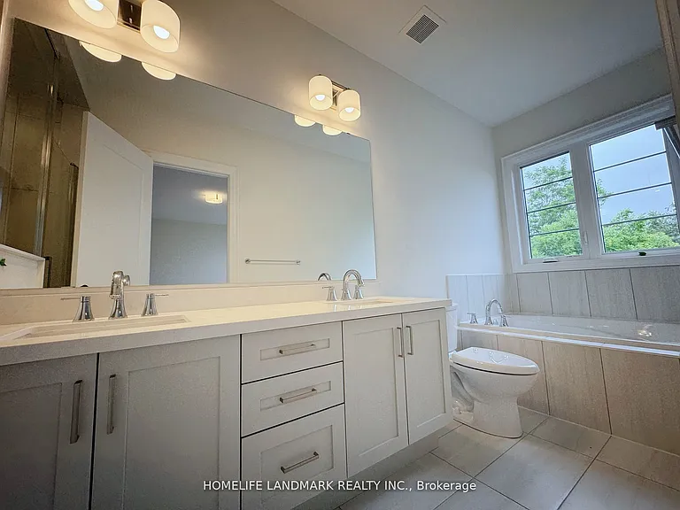 73 West Village Ln — Photo 27