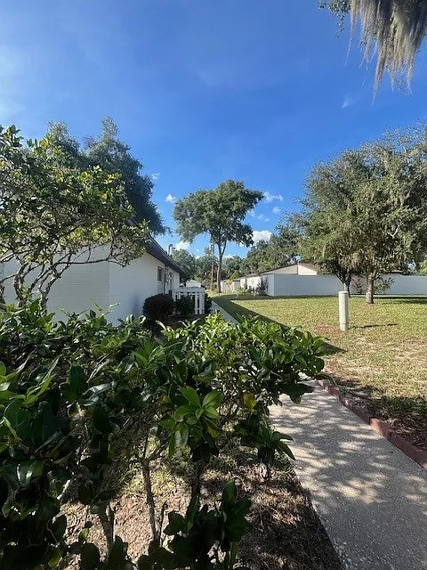 2 bed, 820 sqft, $1,385 — Photo 1