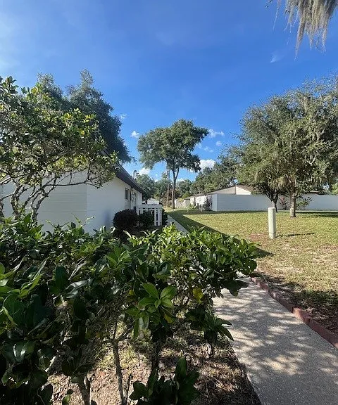 3603 SW 31st Dr #2 — Photo 1