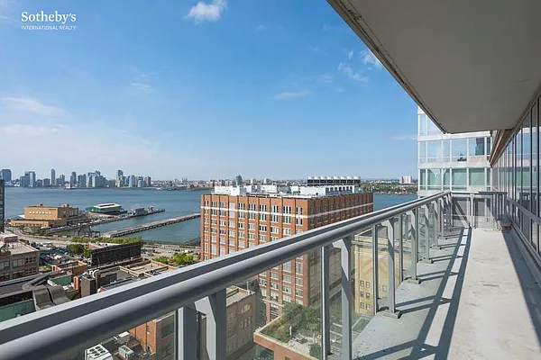 Rented by Sotheby's International Realty | media 12