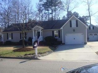 1118 Red Bay Ln, Chesapeake, VA 23322