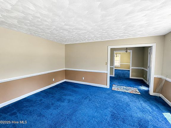 3rd image of 132 Albemarle Drive
