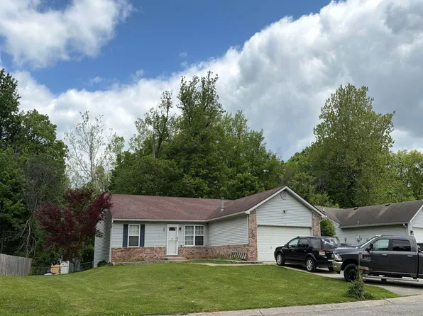 1637 Woodpointe Dr, Indianapolis, IN 46234