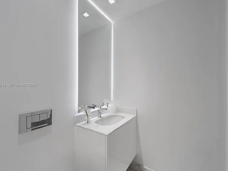 10203 Collins Ave #403 — Photo 37