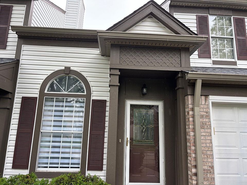 1st image of 130 Crab Tree Dr