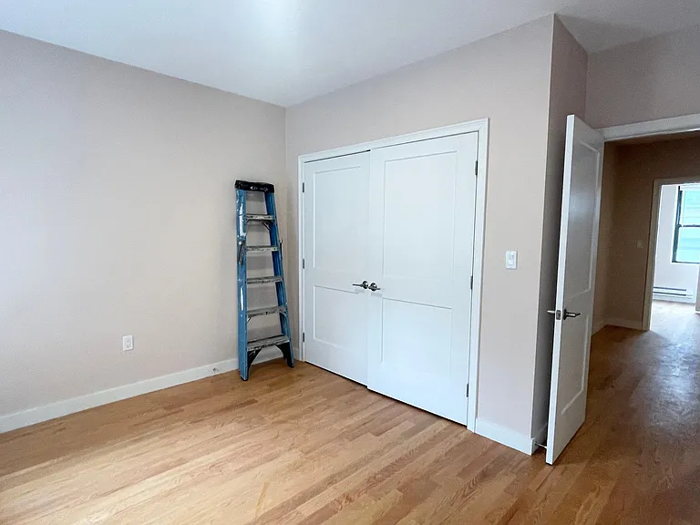 23 Hudson St #204 — Photo 6