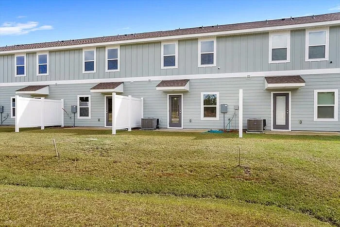 12314 Sinclair Dr — Photo 29