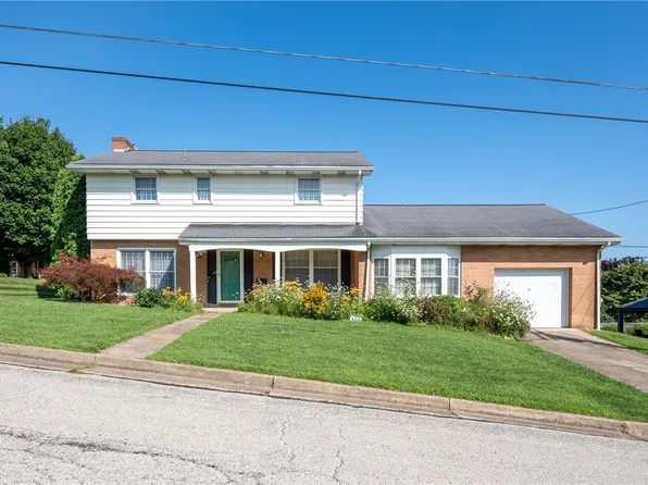 320 W 1st Ave, Latrobe, PA 15650