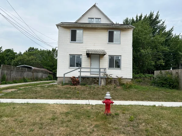 11916 Avenue Of Peace, Linndale, OH 44135