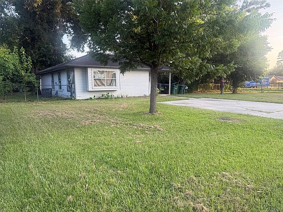 5th image of 9318 Sterlingshire St