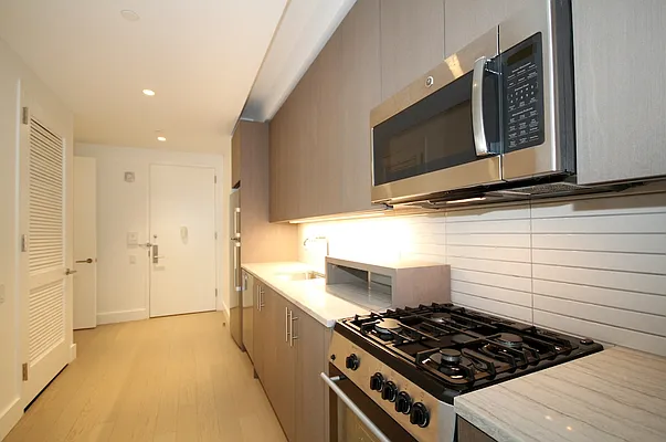 Rented by Red Apple Group | media 5