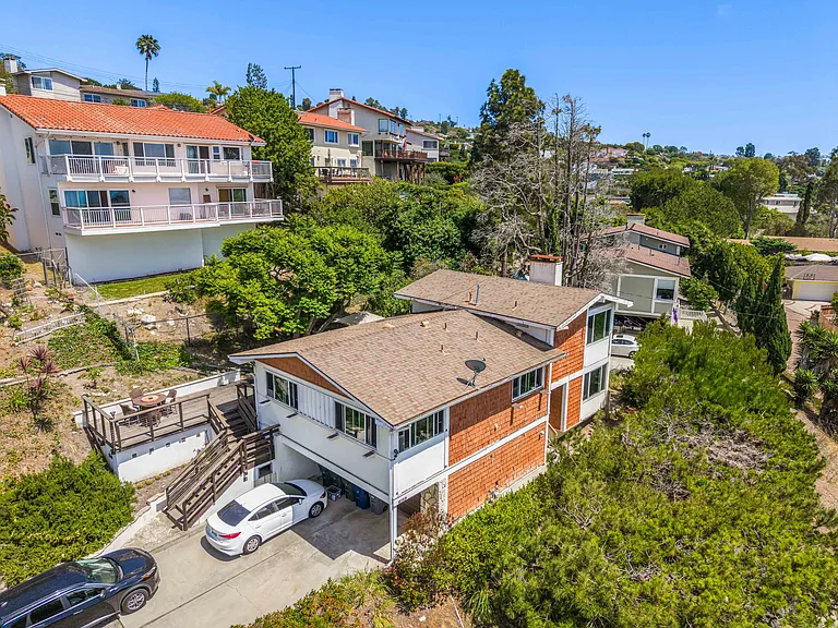 28130 Ambergate Dr — Photo 42