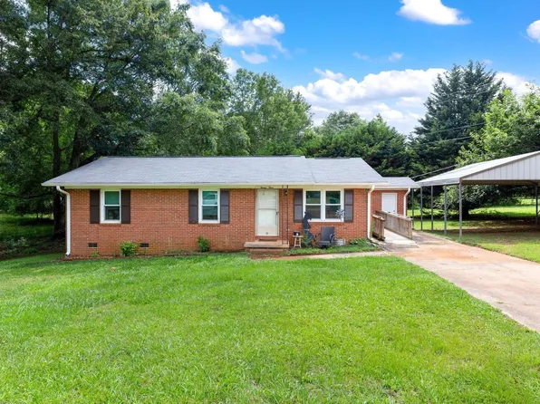 23 Randall St, Williamston, SC 29697