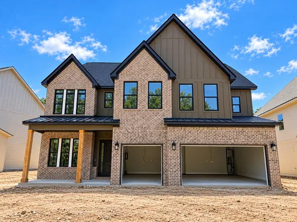 9526 Dutch St #4, Ooltewah, TN 37363