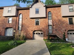 615 Sunset Cir, Cranberry Township, PA