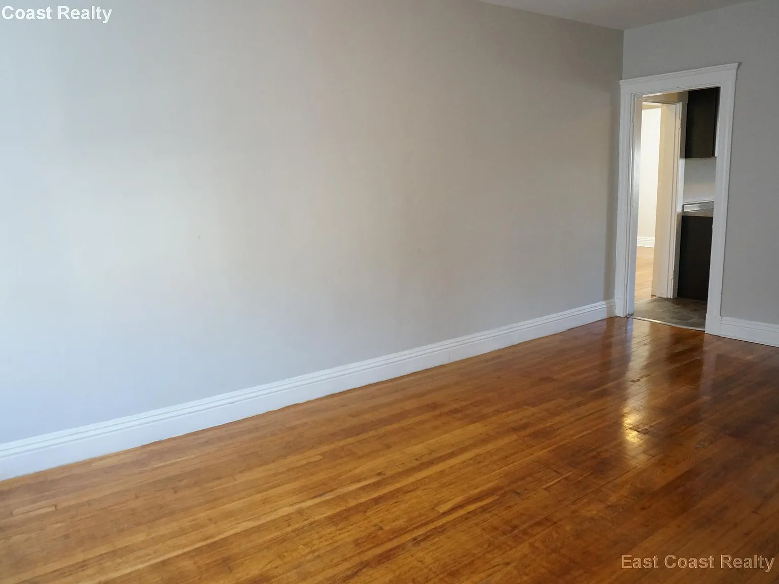 2 bed, 9999 sqft, $2,452 — Photo 3