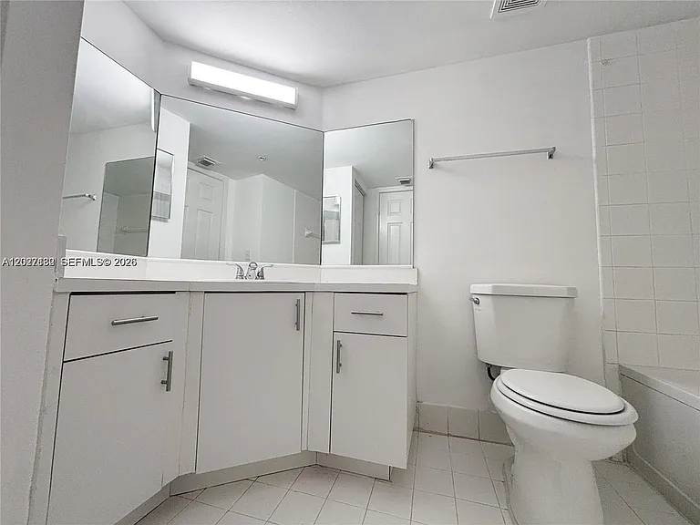 655 SW 111th Way #201 — Photo 6