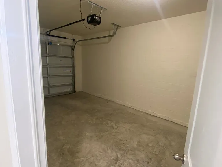 32996 Tulip Petal Ln — Photo 2