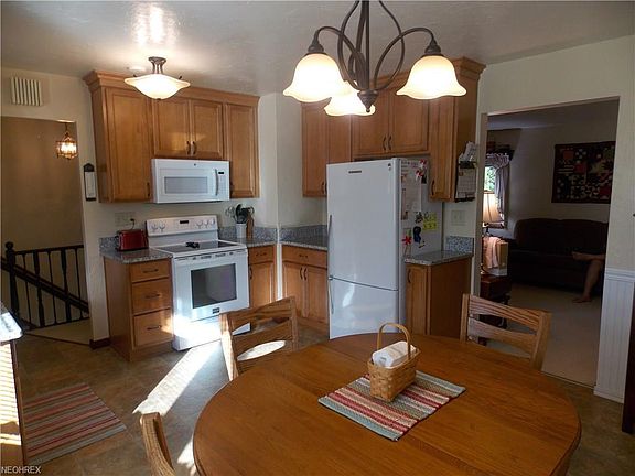 4th image of 7079 W Parkview Dr