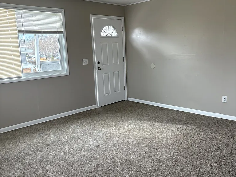 5800 Newport St #4 — Photo 5