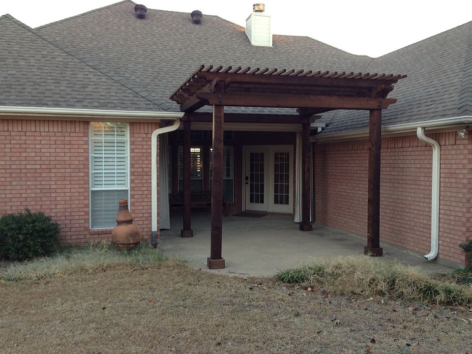 outdoor living space