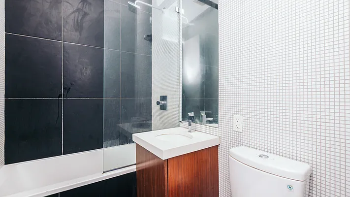 Rented by Nooklyn NYC LLC | media 19